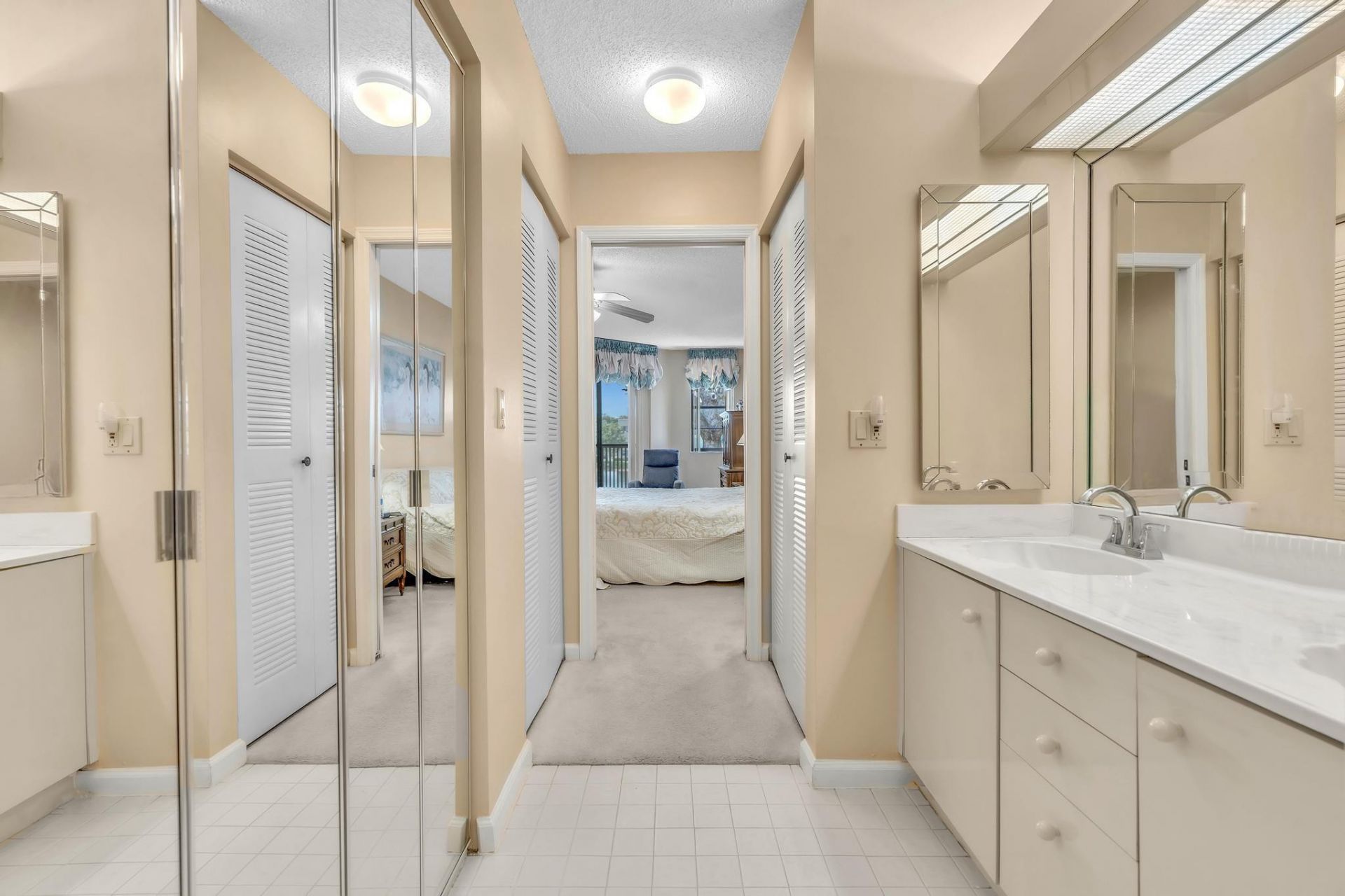 7449 Fairfax Drive, Unit 211, Tamarac, FL 33321 Photo