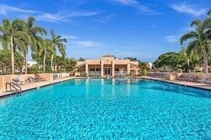 7449 Fairfax Drive, Unit 211, Tamarac, FL 33321 Photo