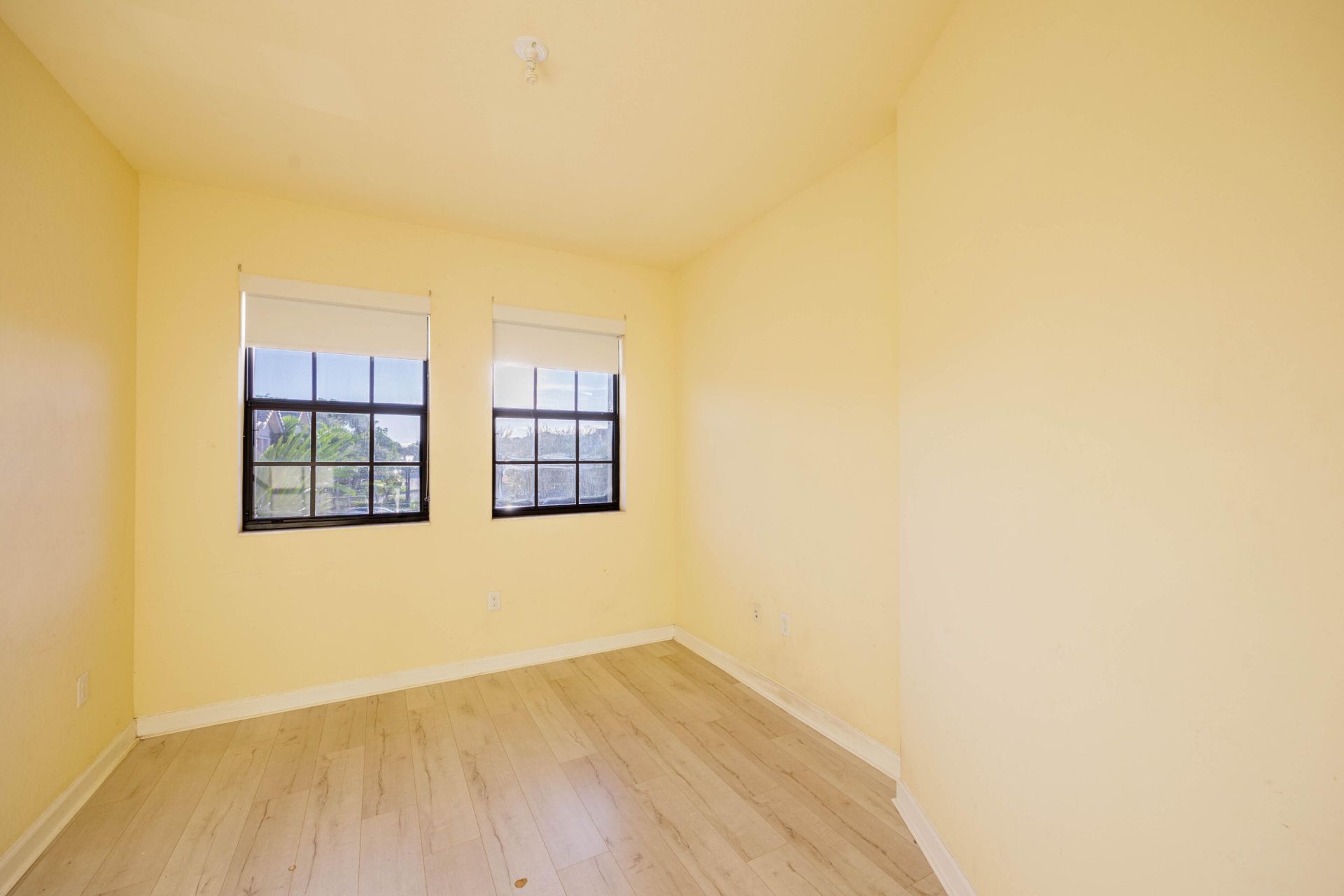 5636 NW 58th Lane, Tamarac, FL 33319 Photo