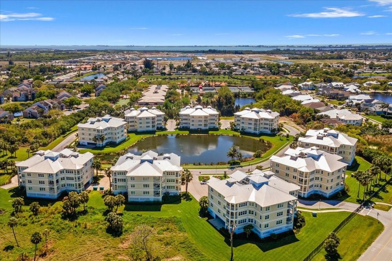 3418 79th Street Circle W, Unit 303, Bradenton, FL 34209 Photo