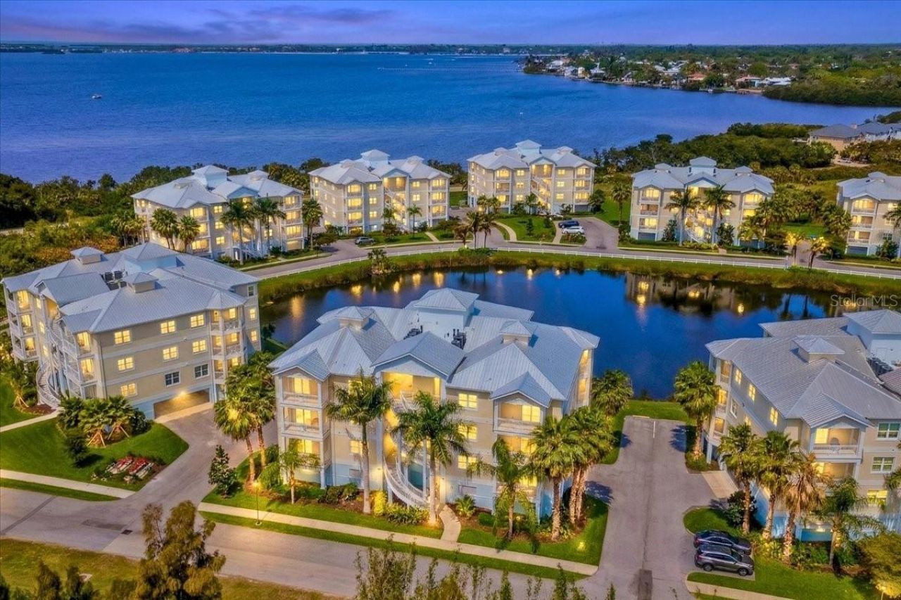 3418 79th Street Circle W, Unit 303, Bradenton, FL 34209 Photo