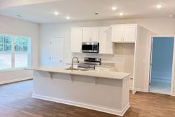 225 Trotter Lane  photo 4