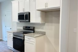 225 Trotter Lane  photo 4