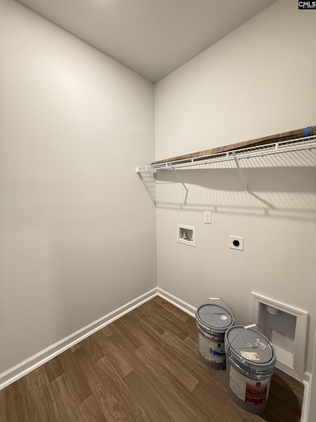 225 Trotter Lane  Photo 7