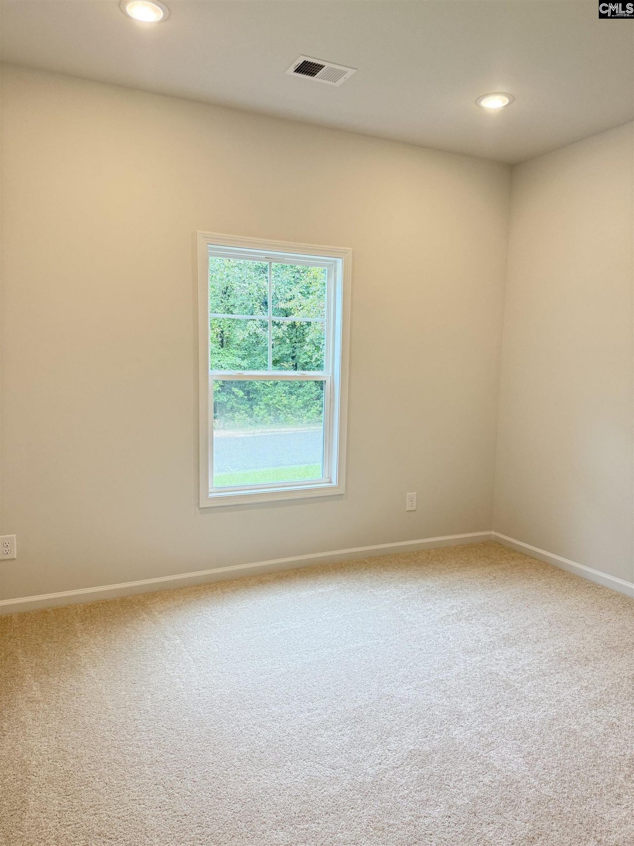 225 Trotter Lane  Photo 8