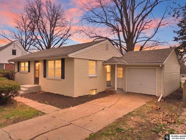 2419 Kessler Boulevard, Lincoln, NE 68502