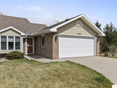 8220 A Street, Unit 5, Lincoln, NE 68510