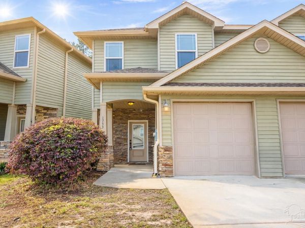 1733 Sound Haven Ct, Navarre, FL 32566