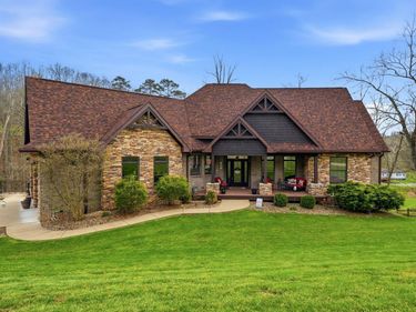 132 Cobblestone Boulevard, Scott Depot, WV 25560