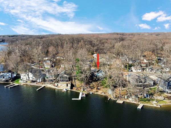 1210 Edgewater Beach Road, Valparaiso, IN 46383