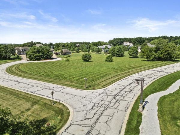 2960 Spring Rain Court , Valparaiso, IN 46385