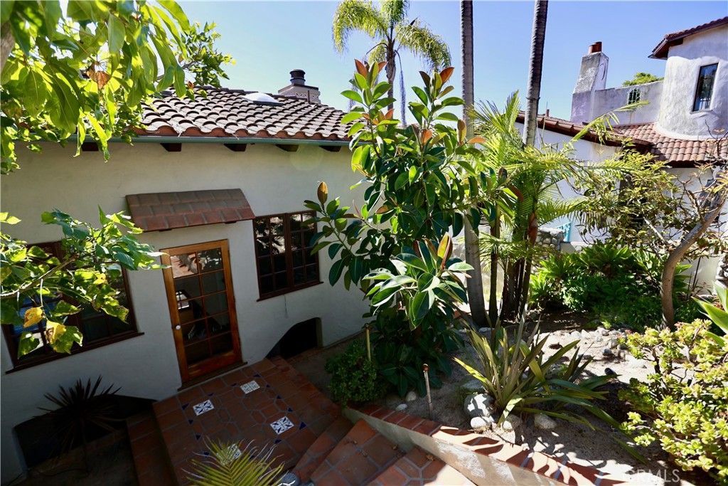 28817 Top Of The World Drive, Laguna Beach, CA 92651 Main Photo