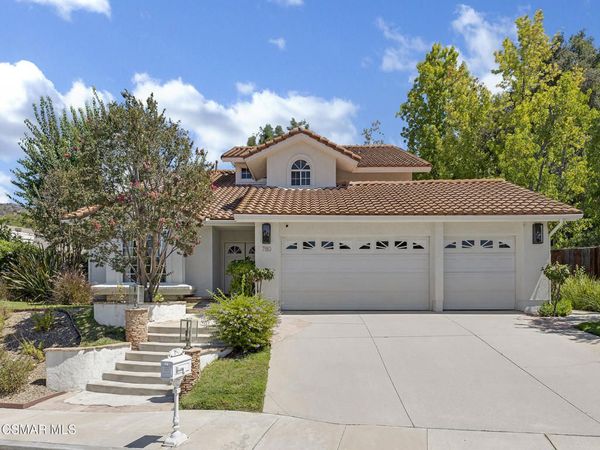 780 Covewood Street, Oak Park, CA 91377