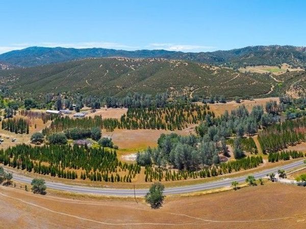705 Calf Canyon, Creston, CA 93432