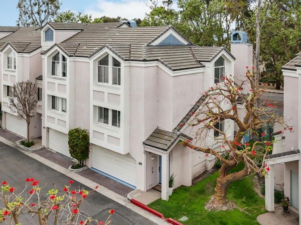 489 4th Place, Port Hueneme, CA 93041