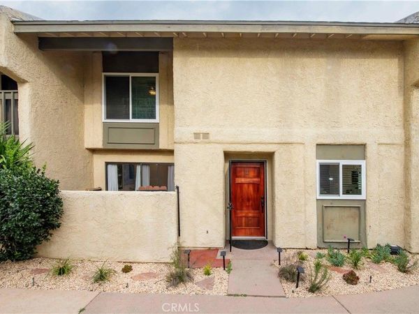 20807 Roscoe Boulevard, Unit 12, Winnetka, CA 91306