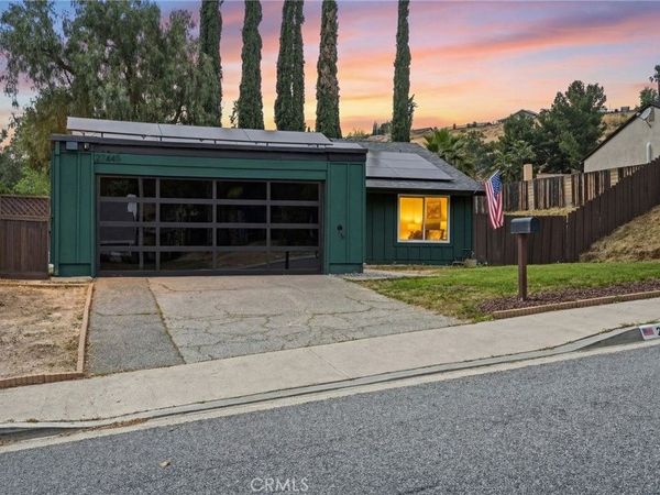 27445 Onlee, Saugus, CA 91350