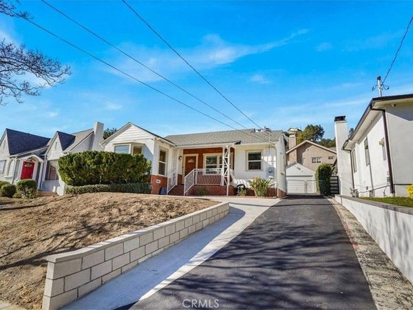 2167 E Chevy Chase, Glendale, CA 91206