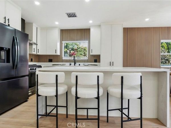 4177 fair Avenue, North Hollywood, CA 91602