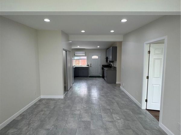 8418 Stewart And Gray, Downey, CA 90241