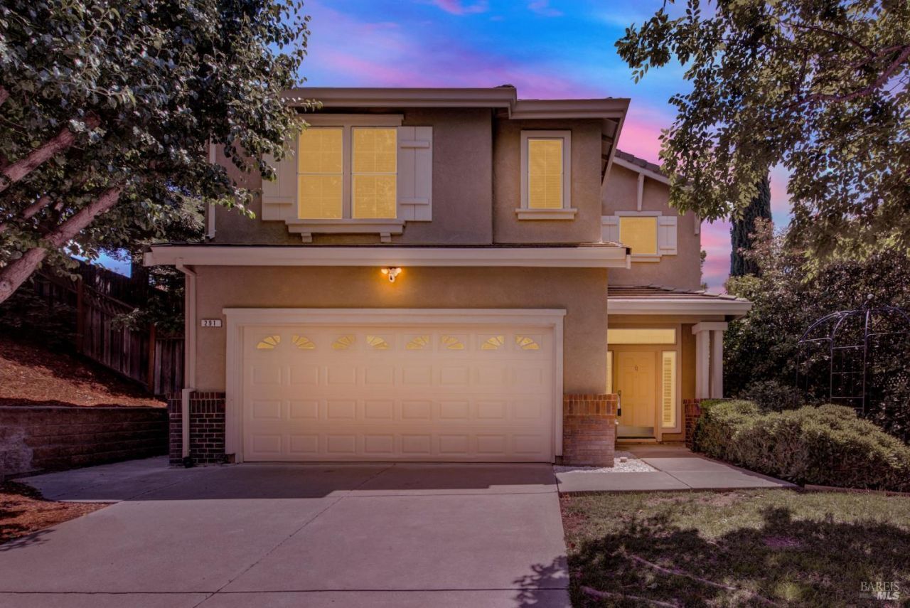 291 Woodcrest Drive, Vacaville, CA 95688 Main Photo