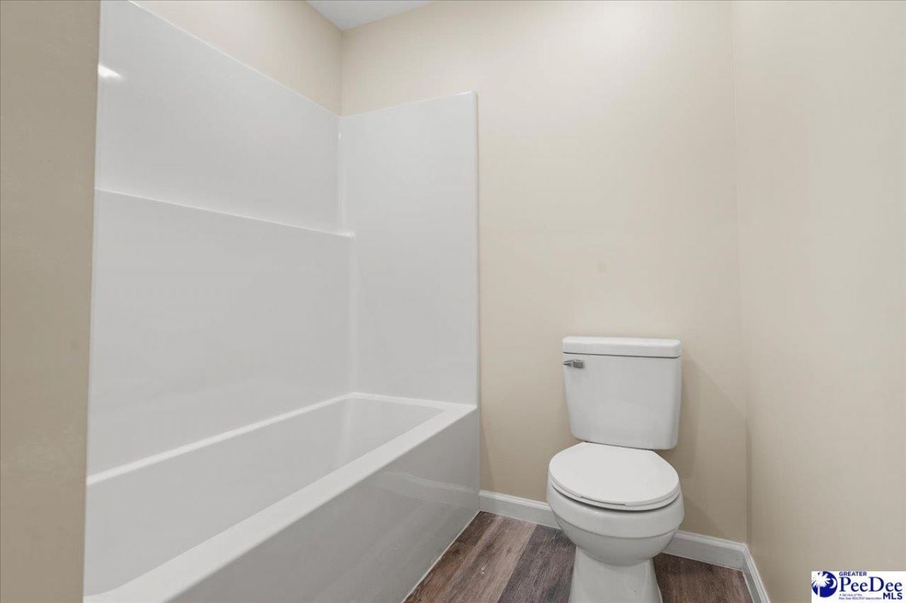 32 Roddy St Photo 19