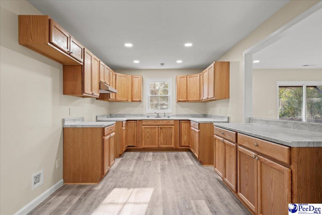 32 Roddy St Photo 24