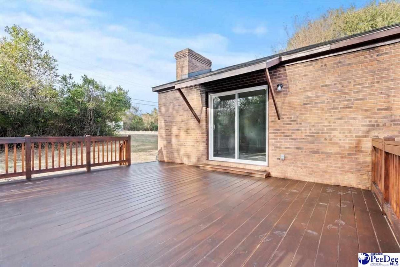 32 Roddy St Photo 33