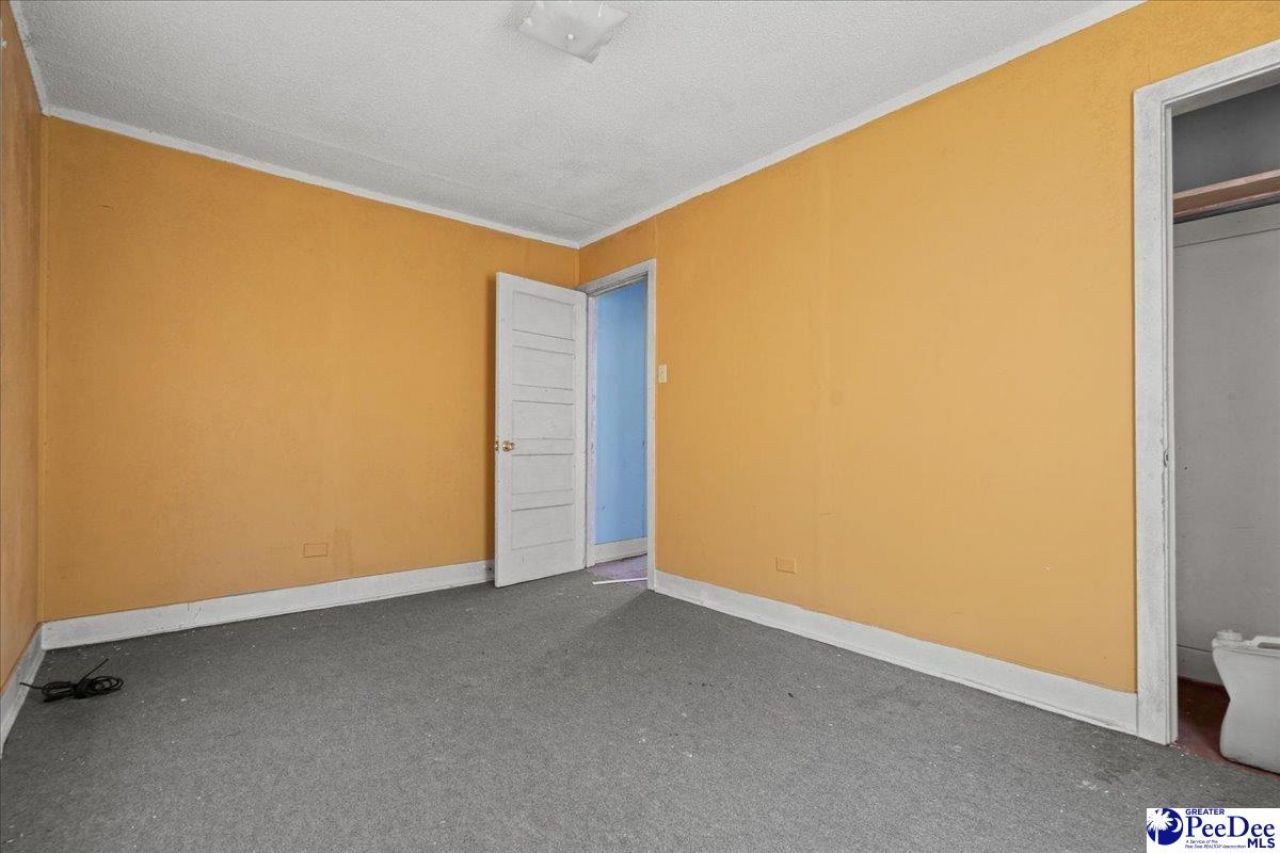 307 Madison Ave Photo 13