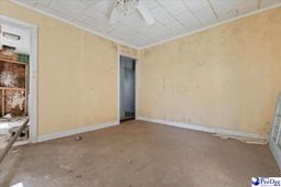 307 Madison Ave photo 4