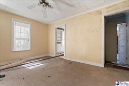 307 Madison Ave photo 4