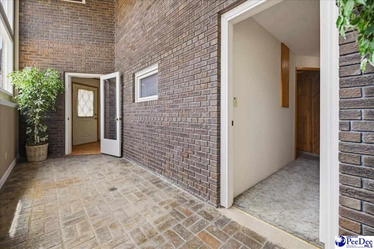 25560 Hwy 151 Photo 38