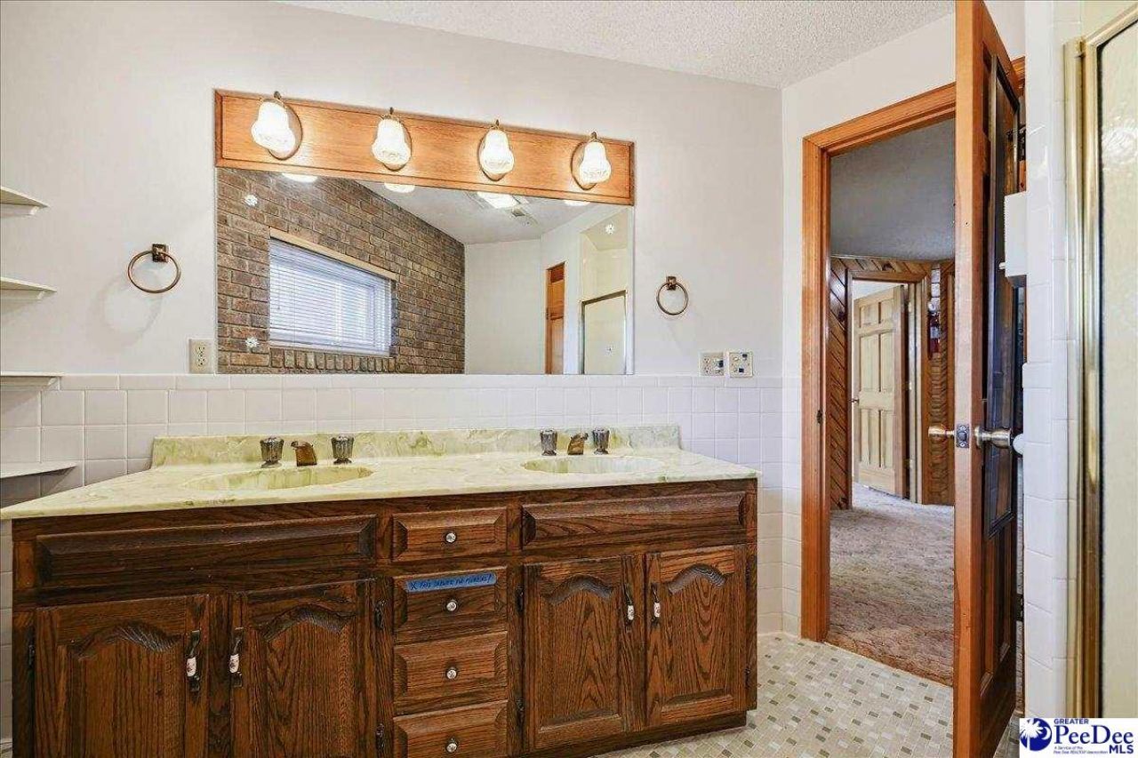 25560 Hwy 151 Photo 44