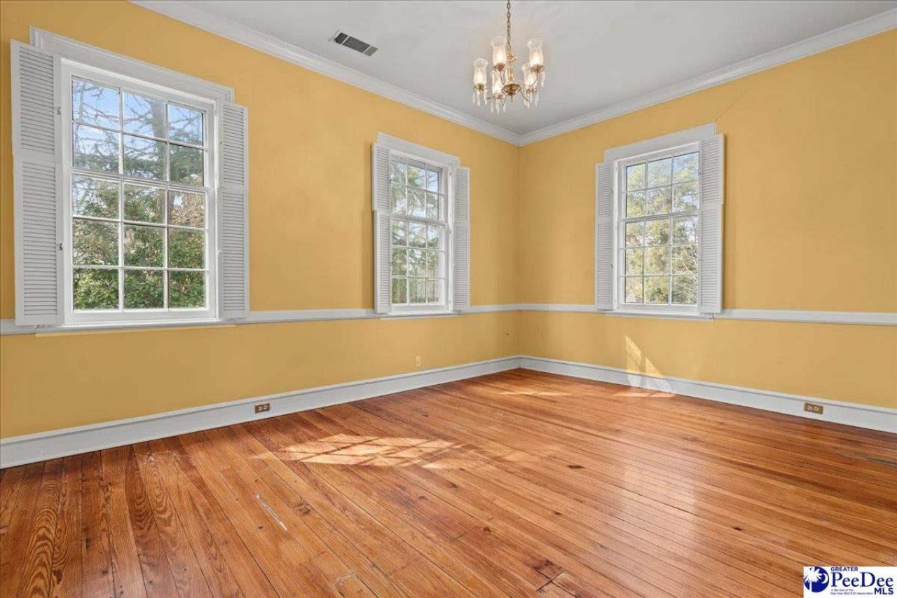 310 Kershaw St Photo 30