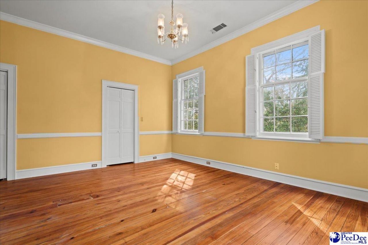 310 Kershaw St Photo 31