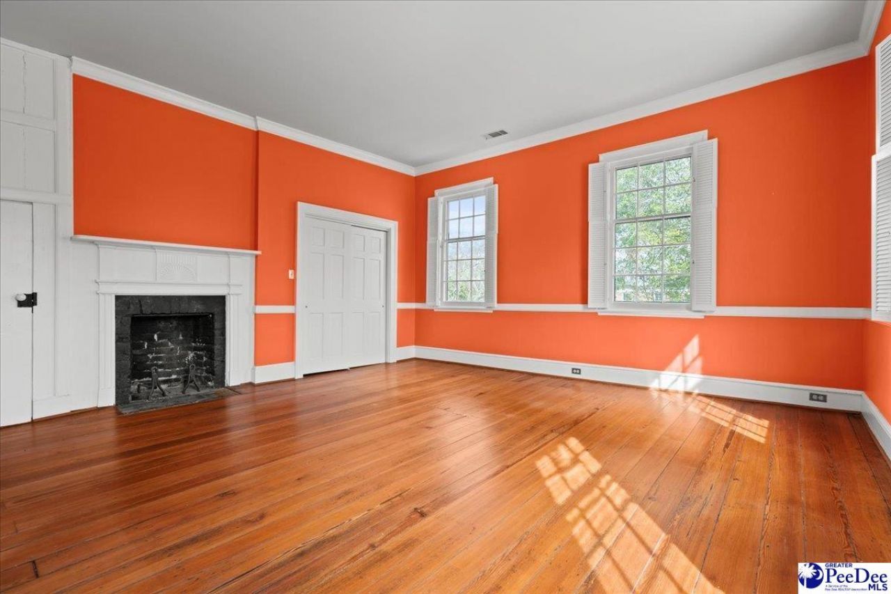 310 Kershaw St Photo 36