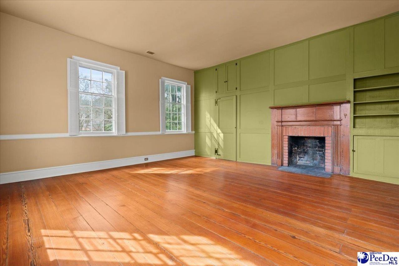 310 Kershaw St Photo 37