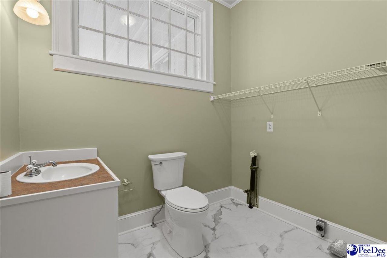 310 Kershaw St Photo 41