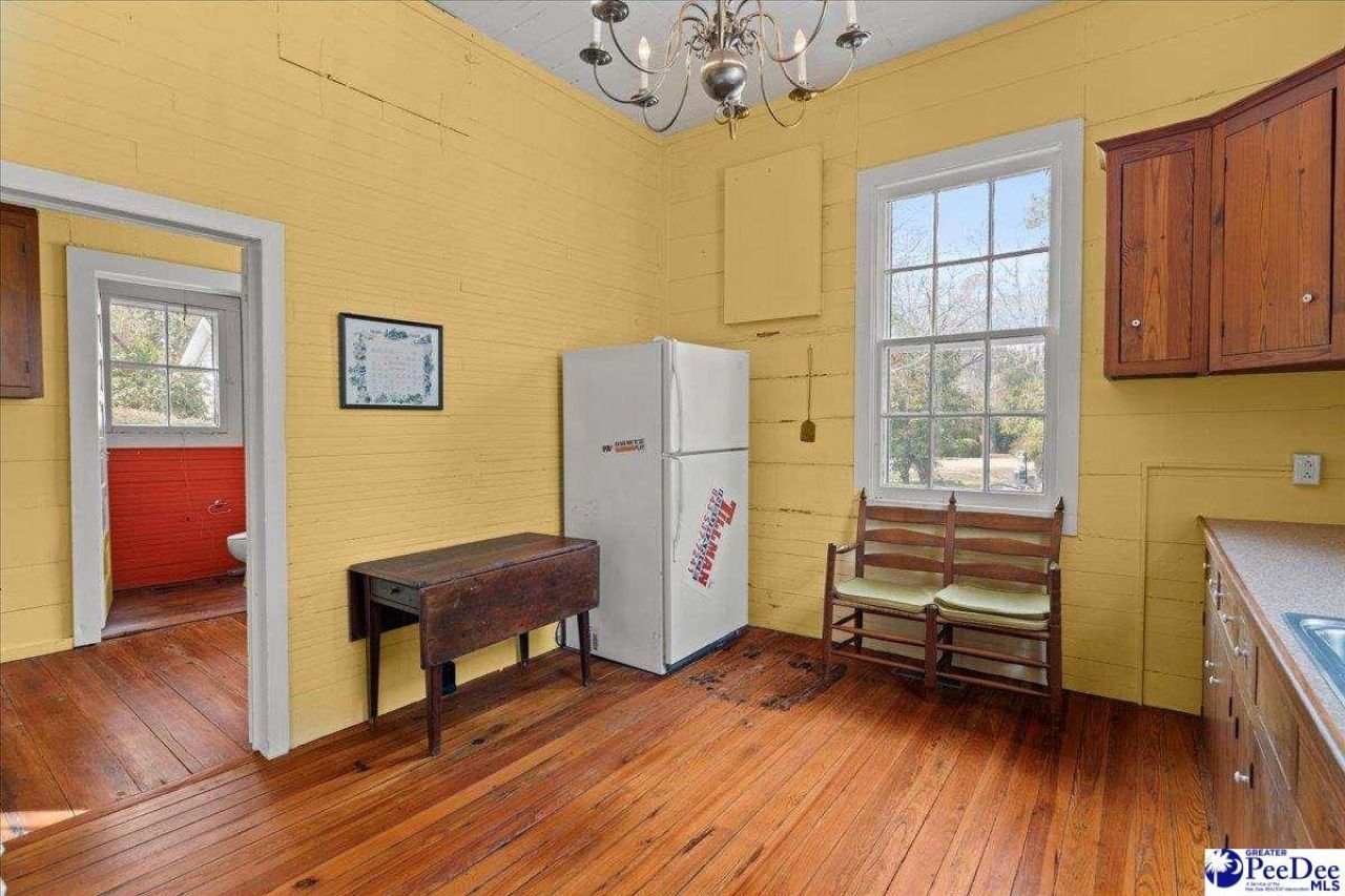 310 Kershaw St Photo 45