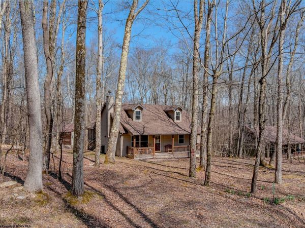 614 Hemlock Circle, Terra Alta, WV 26764