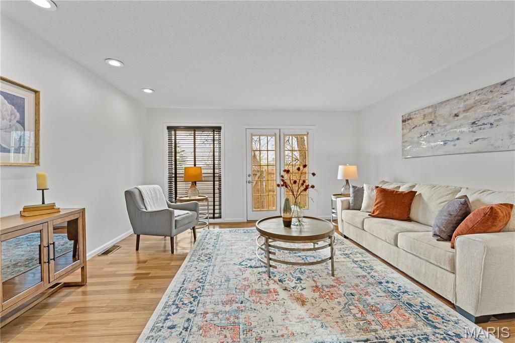 1105 Rue La Chelle Walk, Creve Coeur, MO 63141 Main Photo