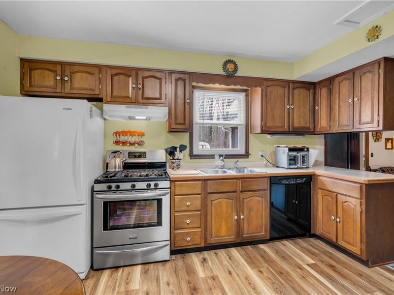 2684 Lydia Drive SW, Warren, OH 44481 Photo 14