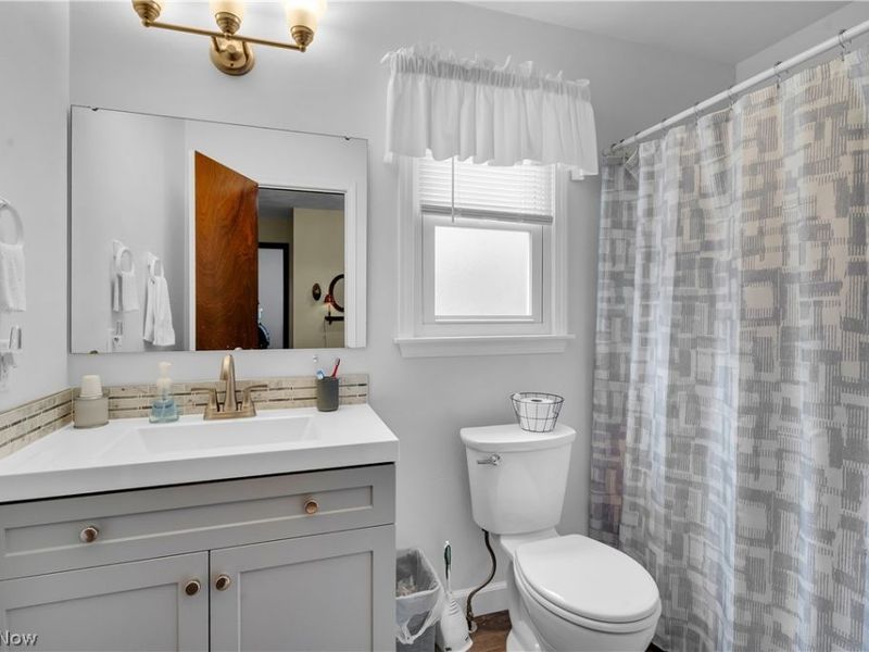 2684 Lydia Drive SW, Warren, OH 44481 Photo 32