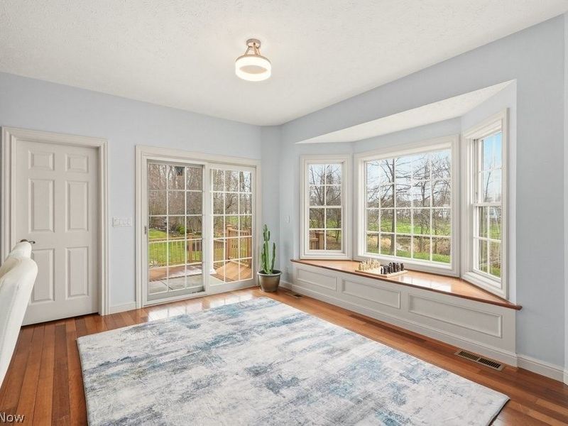 317 E Edinburgh Drive, Highland Heights, OH 44143 Photo 23