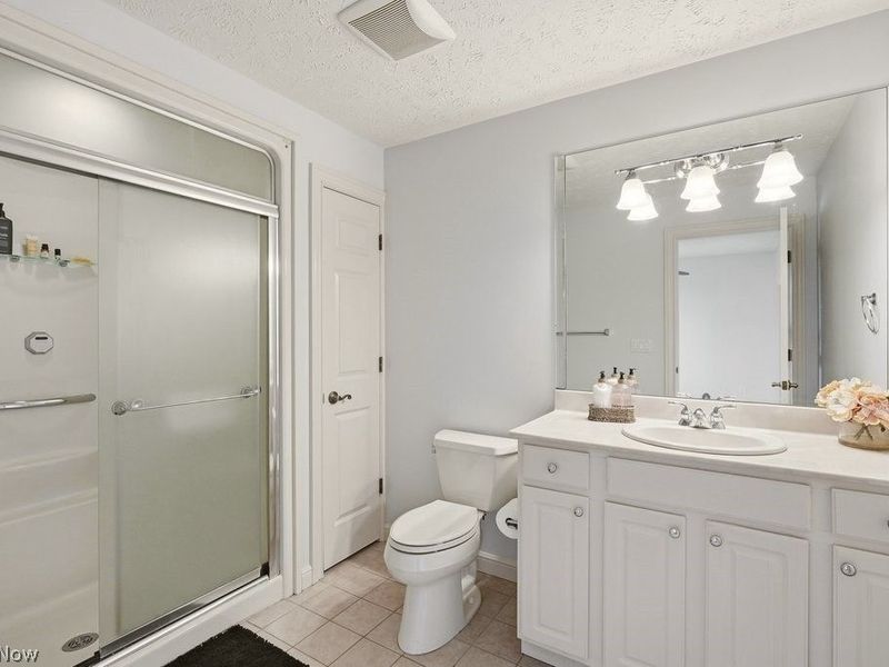 317 E Edinburgh Drive, Highland Heights, OH 44143 Photo 39