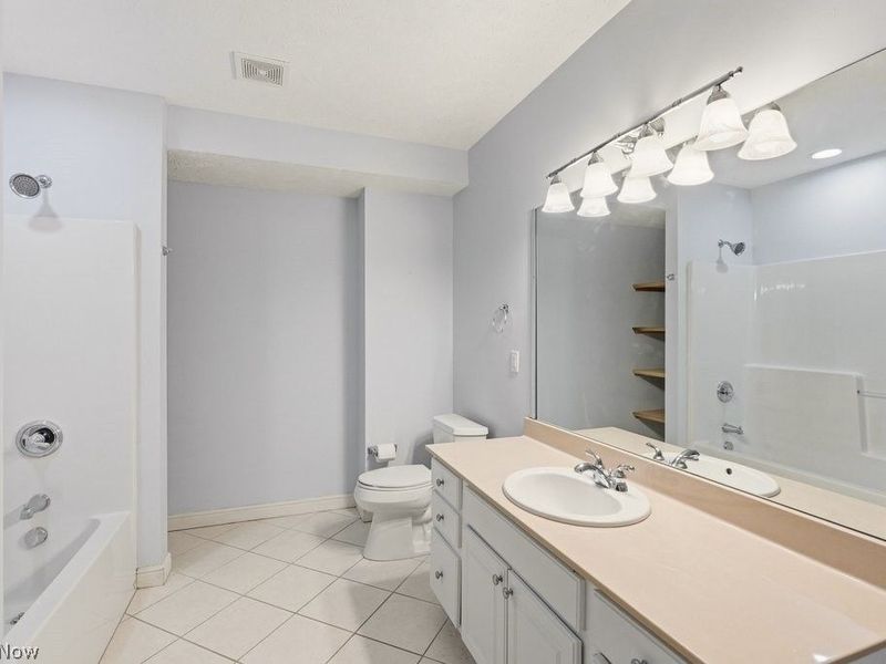 317 E Edinburgh Drive, Highland Heights, OH 44143 Photo 46