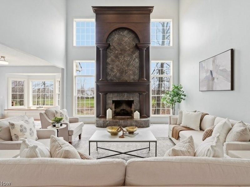 317 E Edinburgh Drive, Highland Heights, OH 44143 Photo 7