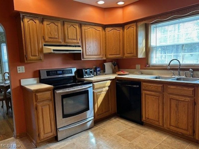 269 Greenwood Avenue, Akron, OH 44313 Photo 7