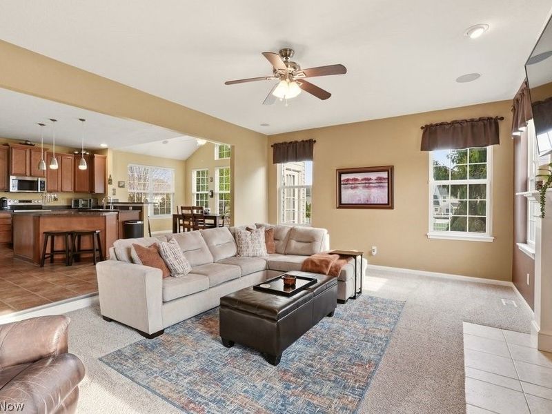 214 Gatwick Grove Circle , Wadsworth, OH 44281 Photo 14