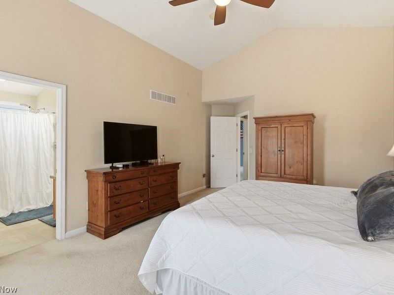 214 Gatwick Grove Circle , Wadsworth, OH 44281 Photo 34